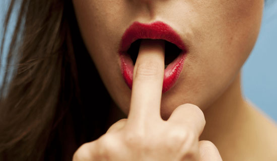 BJ là viết tắt của một cụm từ tiếng Anh có nghĩa là “Blow Job” BJ là viết tắt của một cụm từ tiếng Anh có nghĩa là “Blow Job”