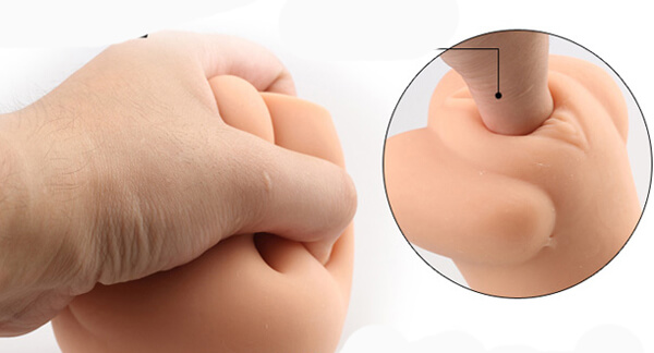 Lồn giả kích thích các điểm G nhạy cảm giúp chàng cảm thấy mãn nguyện với đời sống tình dục 