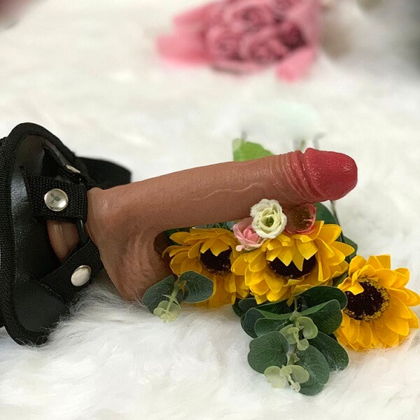 Dây đeo gắn tường dành cho các bạn nữ và les vô cùng mềm mịn