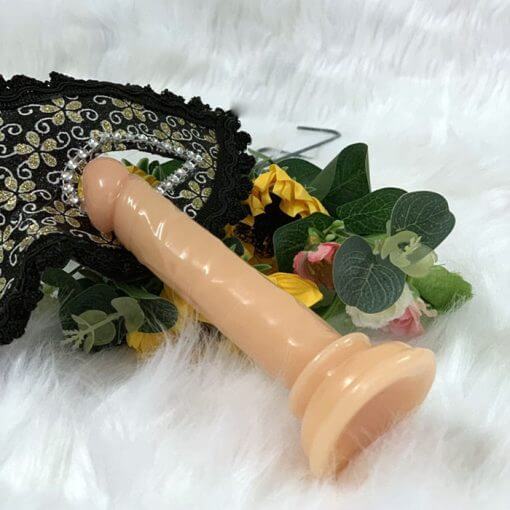 Dương vật giả hít đất thiết kế nhỏ gọn vừa đủ với kích cỡ “cô bé” phụ nữ Việt Dương vật giả hít đất thiết kế nhỏ gọn vừa đủ với kích cỡ “cô bé” phụ nữ Việt