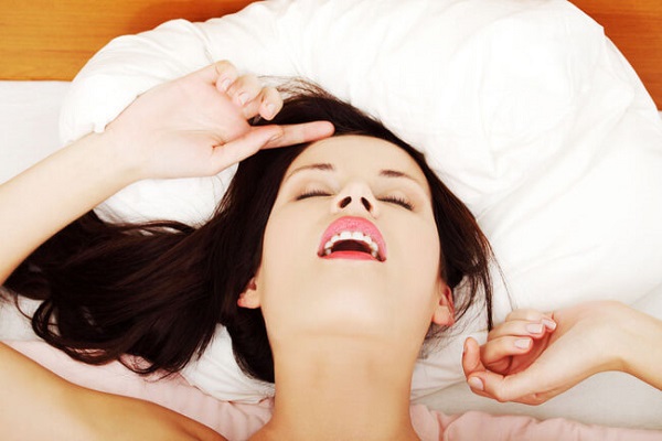 Nữ giới đạt cực khoái khi dùng trứng rung